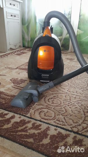 На запчасти Пылесос LG