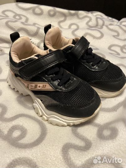 Кроссовки детские бу 26 размер