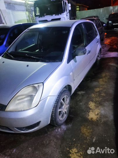Ford Fiesta 1.3 МТ, 2005, 201 153 км