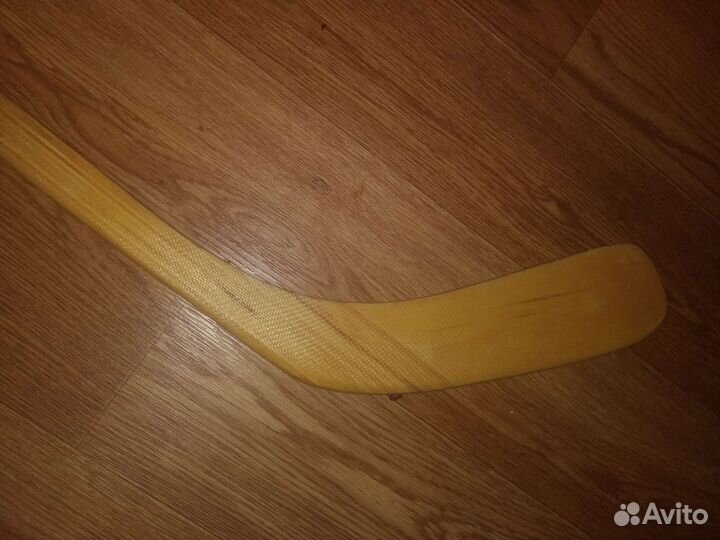 Клюшка хоккейная
