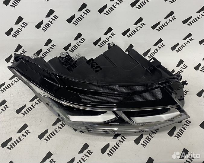 Фара правая Volkswagen Tiguan 2 2020-н.в. IQ.light