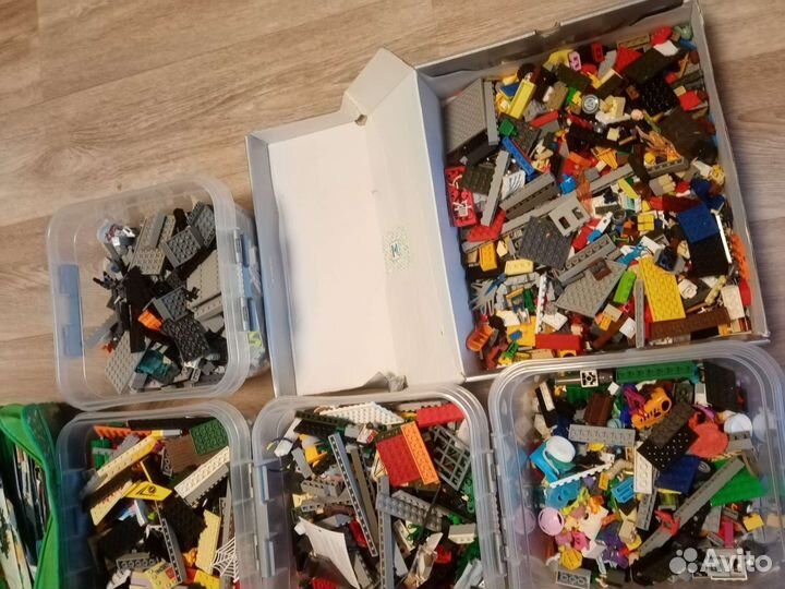 Lego 12 - 13 наборов