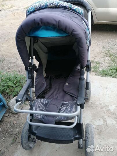 Прогулочная коляска