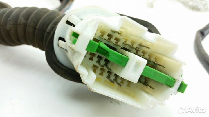 Проводка передняя левая Suzuki Grand Vitara TD62