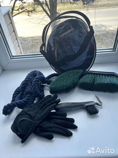 Шлем для конного спорта