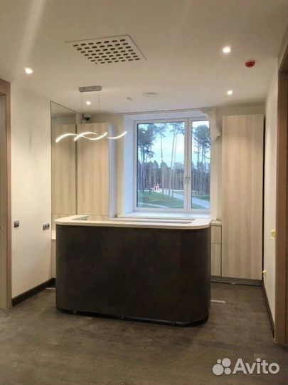 Стойка ресепшн на заказ