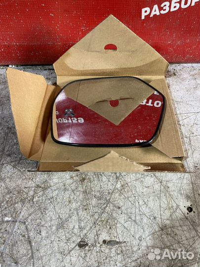 Honda CR-V 3 зеркальный элемент правый