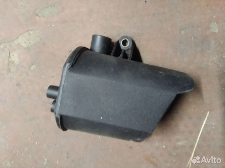 Маслоуловитель Вольво 850