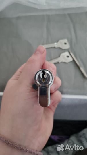 Замок дверной личинка цилиндр