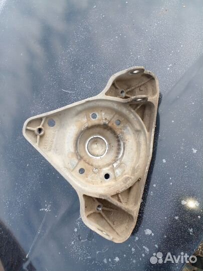 Чашка опоры амортизатора Audi A6 C5