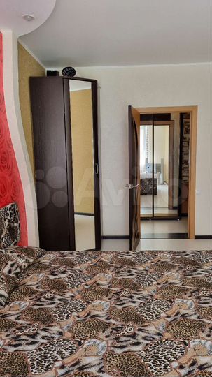 2-к. квартира, 64 м², 1/9 эт.