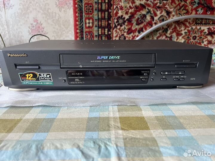 Видеомагнитофон Panasonic NV-FJ618EE-K