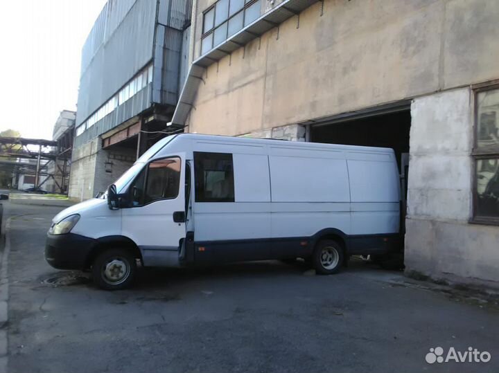 Iveco Daily цельнометаллический, 2010