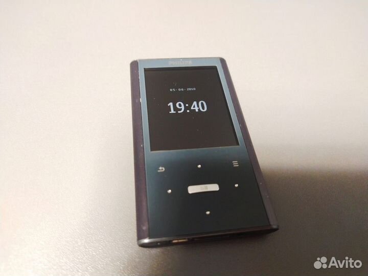 Mp3 плеер Philips GoGear Ariaz 4gb