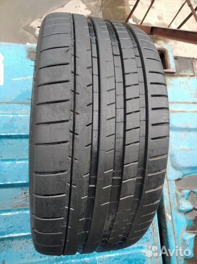 Michelin Pilot Super Sport 245/35 R19 93Y