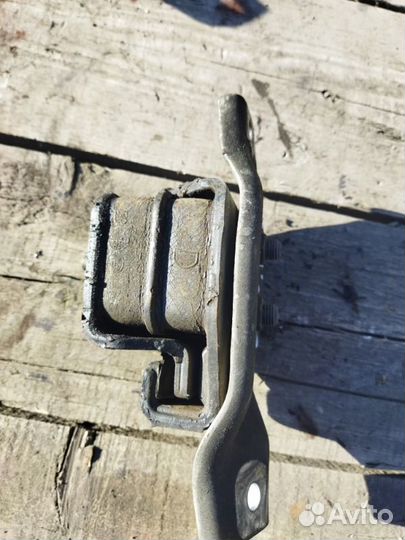 Подушка двс Subaru Legacy BP5 EJ204