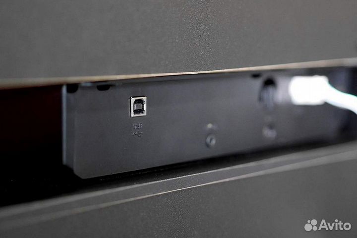 Цифровое пианино Korg LP-380 BK U