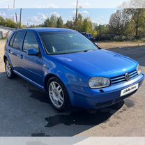 Volkswagen Golf 1.6 MT, 1999, 280 000 км, с пробегом, цена 300 000 руб.