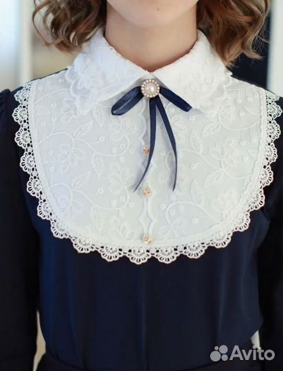 Блузка для девочки синяя школьная 122 р