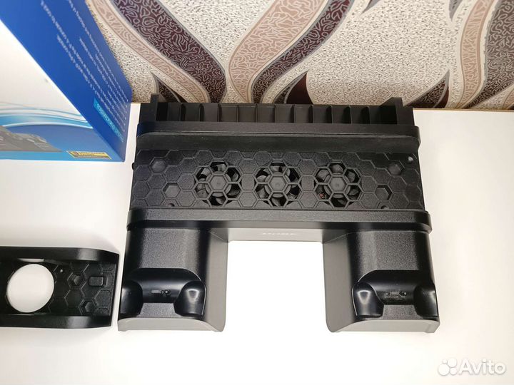 PS4 охлаждающая станция Dobe