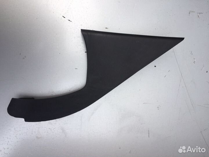 Накладка дверь передней (уголок) Kia Cerato 1