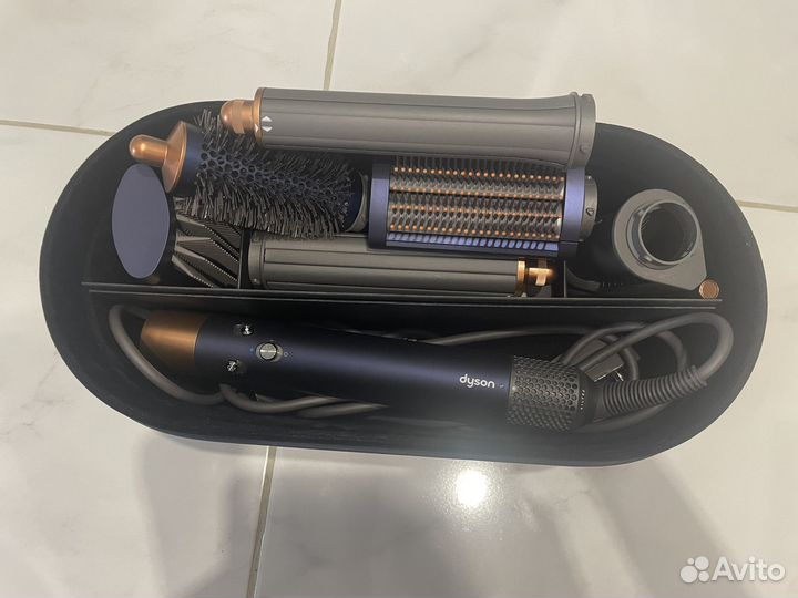 Стайлер dyson