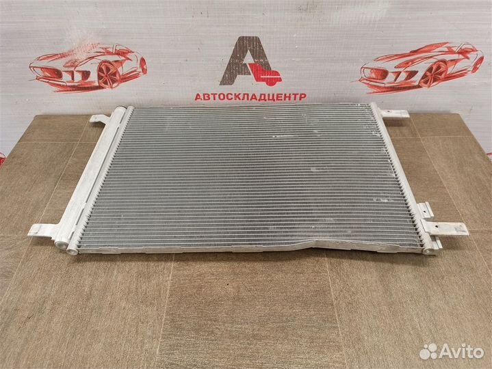 Конденсер (радиатор кондиционера) Volkswagen Golf