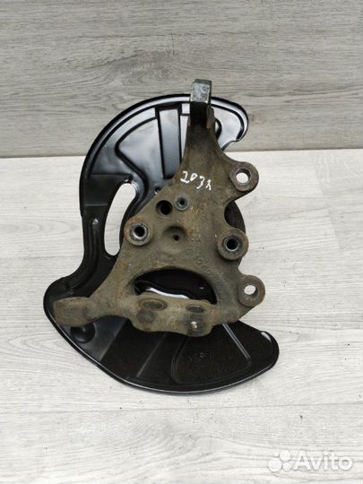 Поворотный кулак Mercedes C-Class Coupe W203 M271