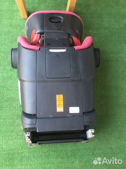 Детское автокресло Britax Romer Kidfix