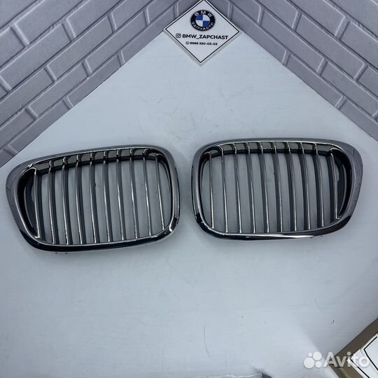 BMW E39 540i Решетка радиатора полный хром 2шт