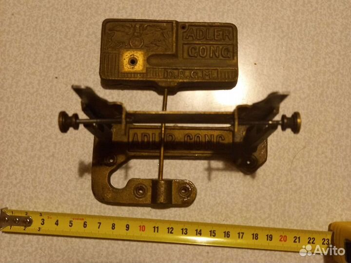 Крепление для настенных часов