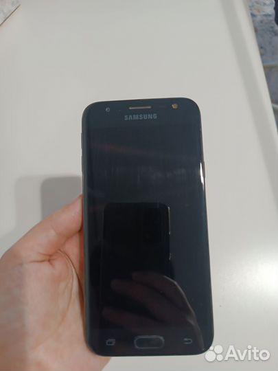 Телефон Samsung
