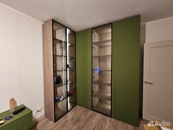 Шкаф распашной / мебель на заказ