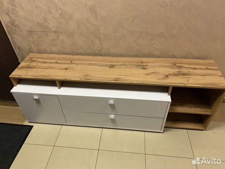 Тумба с ящиками
