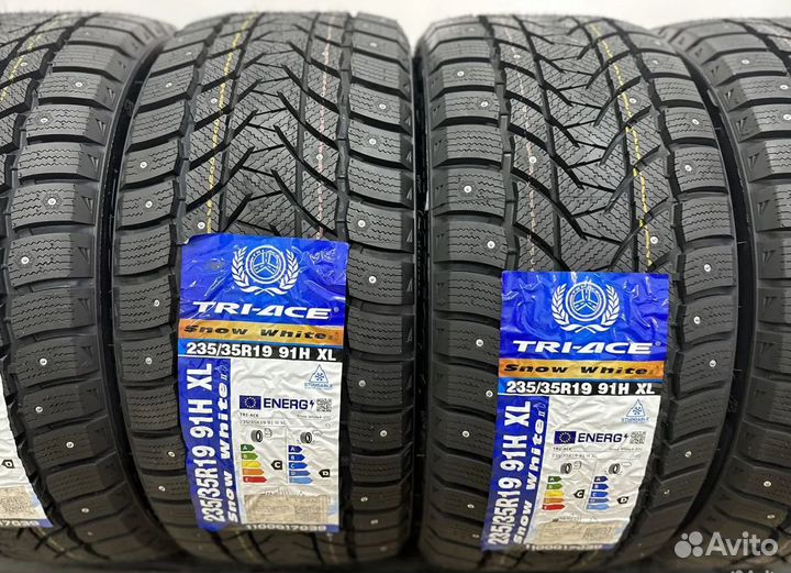 Tri Ace Snow White II 235/35 R19 57H