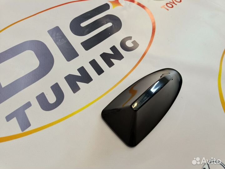 Антенна плавник Toyota Black