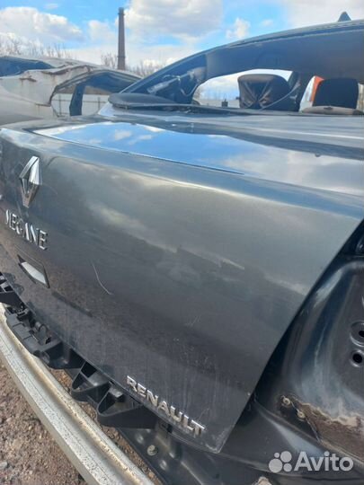 Крышка багажника Рено Меган 2