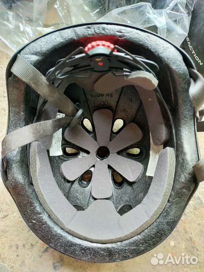 Детский защитный шлем Reaction