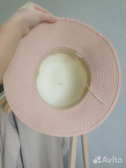 Шляпа женская соломенная