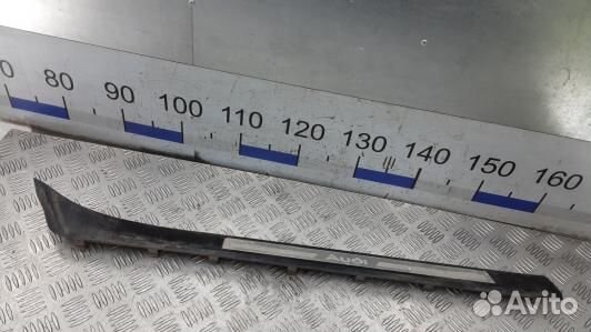 Накладка порога внутренняя правая audi A8 D3 (GSE0