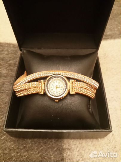 Часы Guess женские