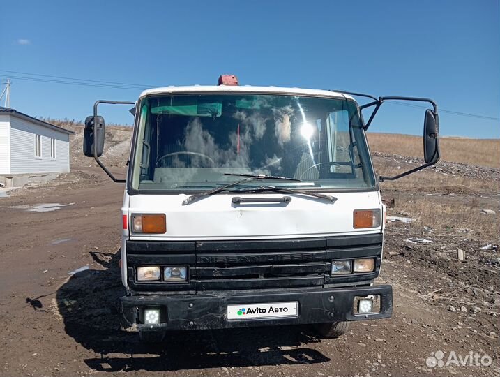 Nissan Diesel с КМУ, 1992