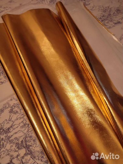 Золотой материал золотая ткань Вьетнам