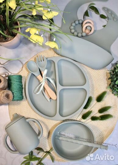 Детская посуда из силикона. Тарелка. Поильник