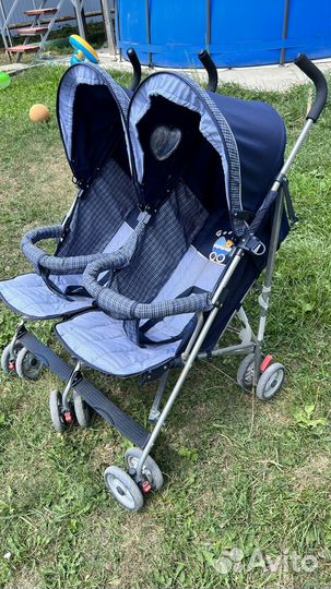 Прогулочная коляска для двойни