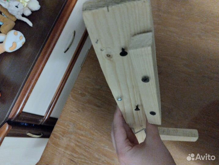 Самодельная деревянная игрушка