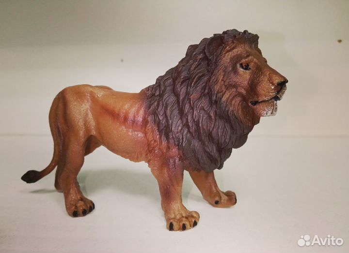 Фигурки животных Африки и не только