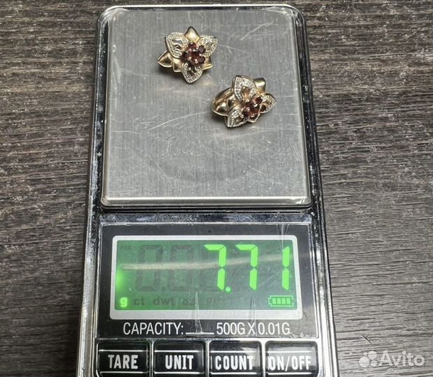 Золотые серьги