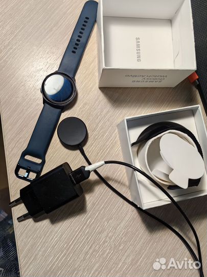 Смарт часы Samsung smart watch active