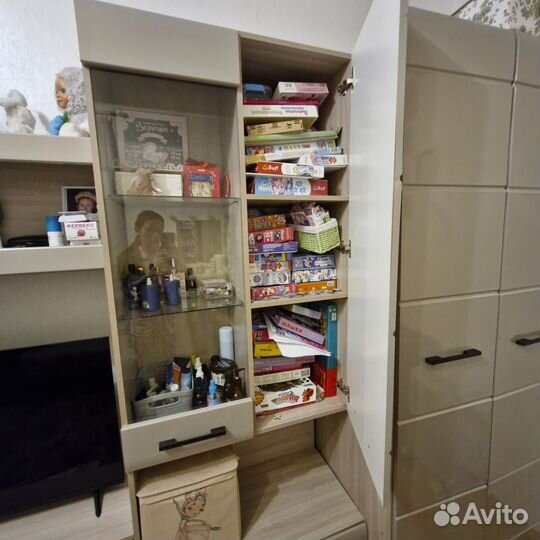 Стенка в гостиную со шкафом